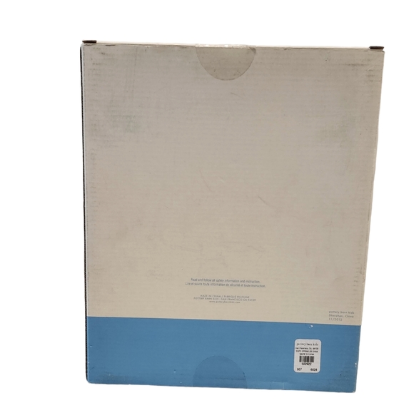 2012 Pottery Barn Kids Shark Sprinkler Open Box - Picture 2 of 4